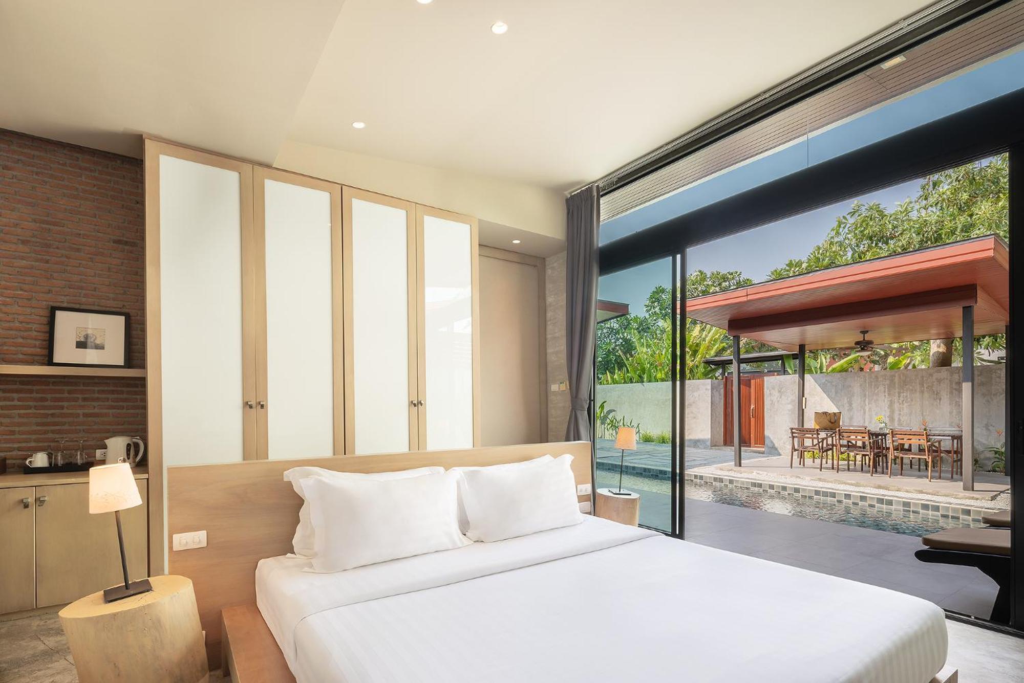 Sea Two Pool Pattaya सहारा